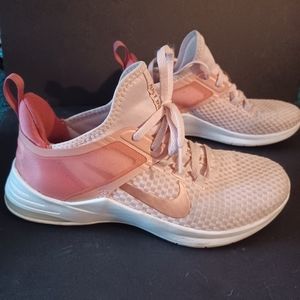 Nike Air Max  Bella TR2  Echo Pink Bronze